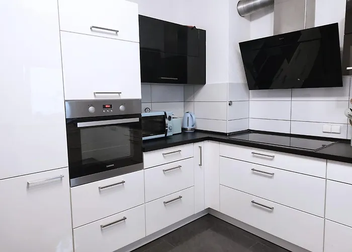 Platz Fuer Gruppen - 4 Schlafzimmer Mit Tv *